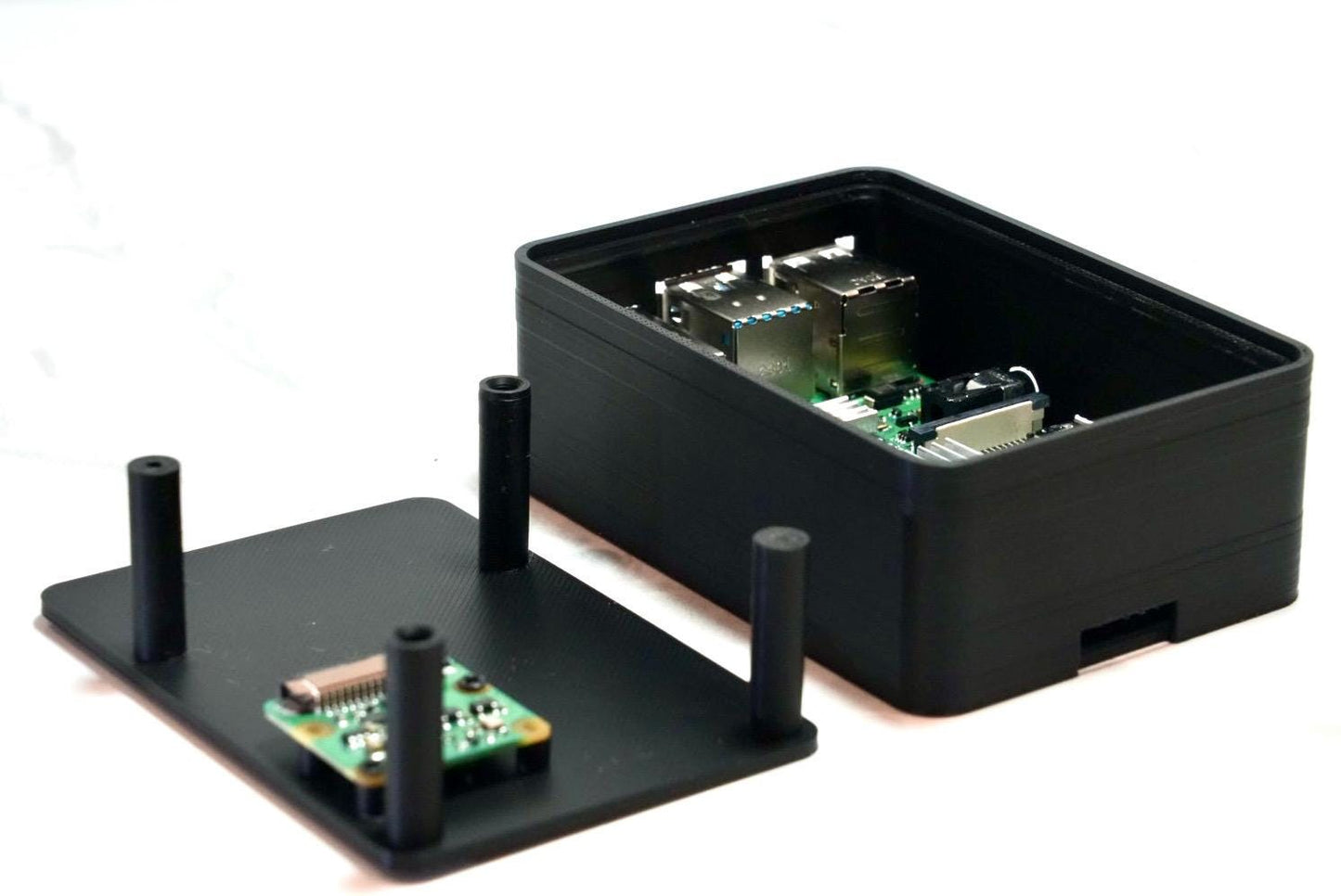 Raspberry Pi 4 Camera Case | Dual-Lid Design with Full Port Access