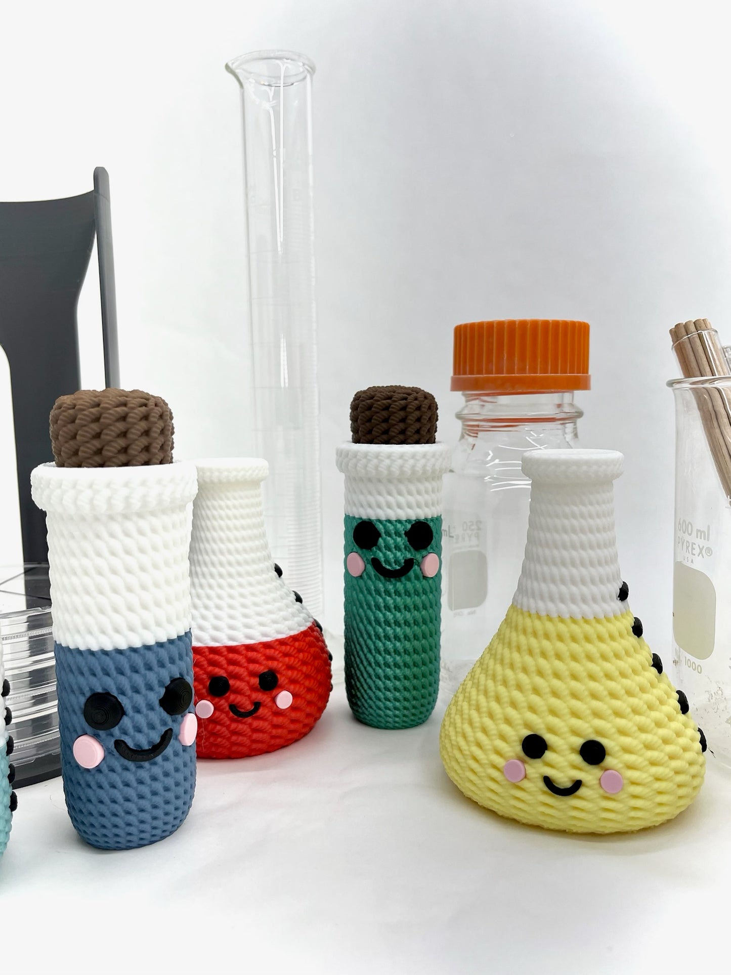Kawaii Lab Toy Set - Science Desk Decor, Chemistry Teacher Gift, STEM Desk Accessories