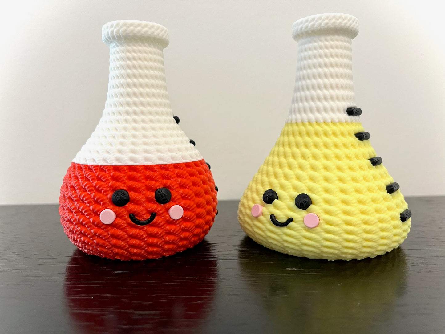 Kawaii Lab Toy Set - Science Desk Decor, Chemistry Teacher Gift, STEM Desk Accessories