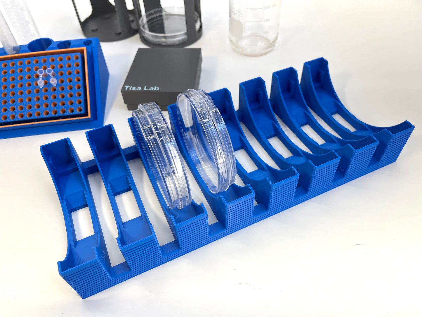 8-Slot Petri Dish Holder Universal for Any Laboratory | Square and Round Compatible